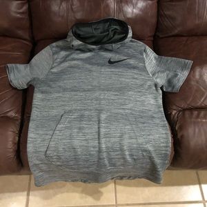 3 Nike hoodies